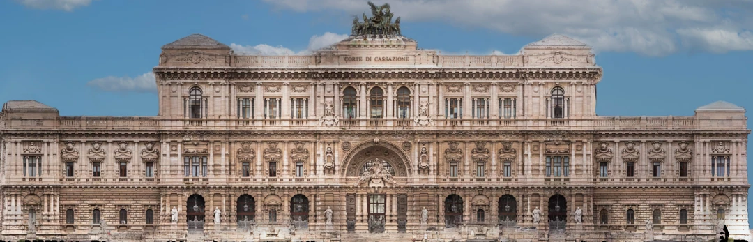 Fotopiano della Corte Suprema della Cassazione in Roma - Archimeter
